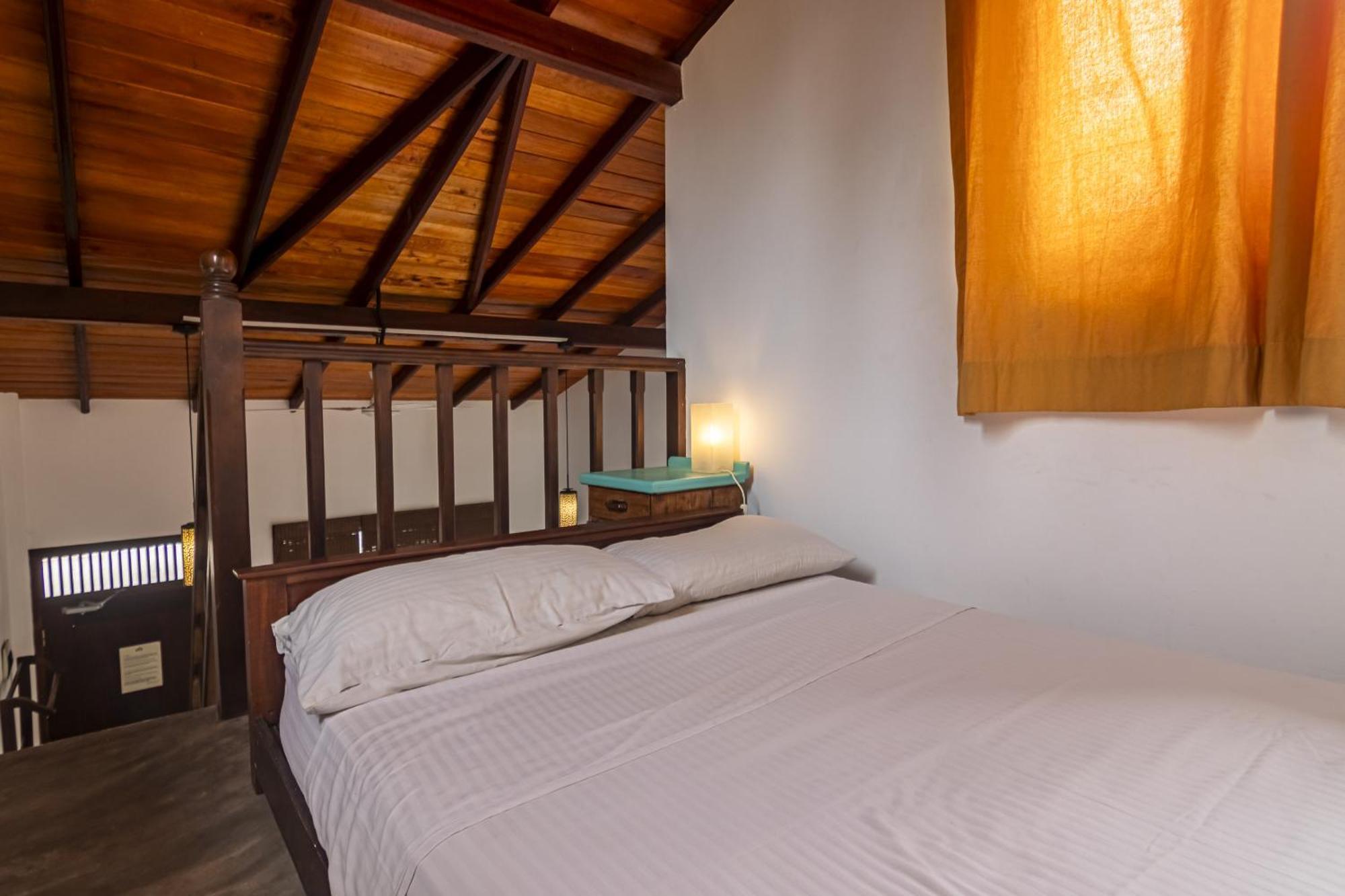 Lion's Rest Weligama