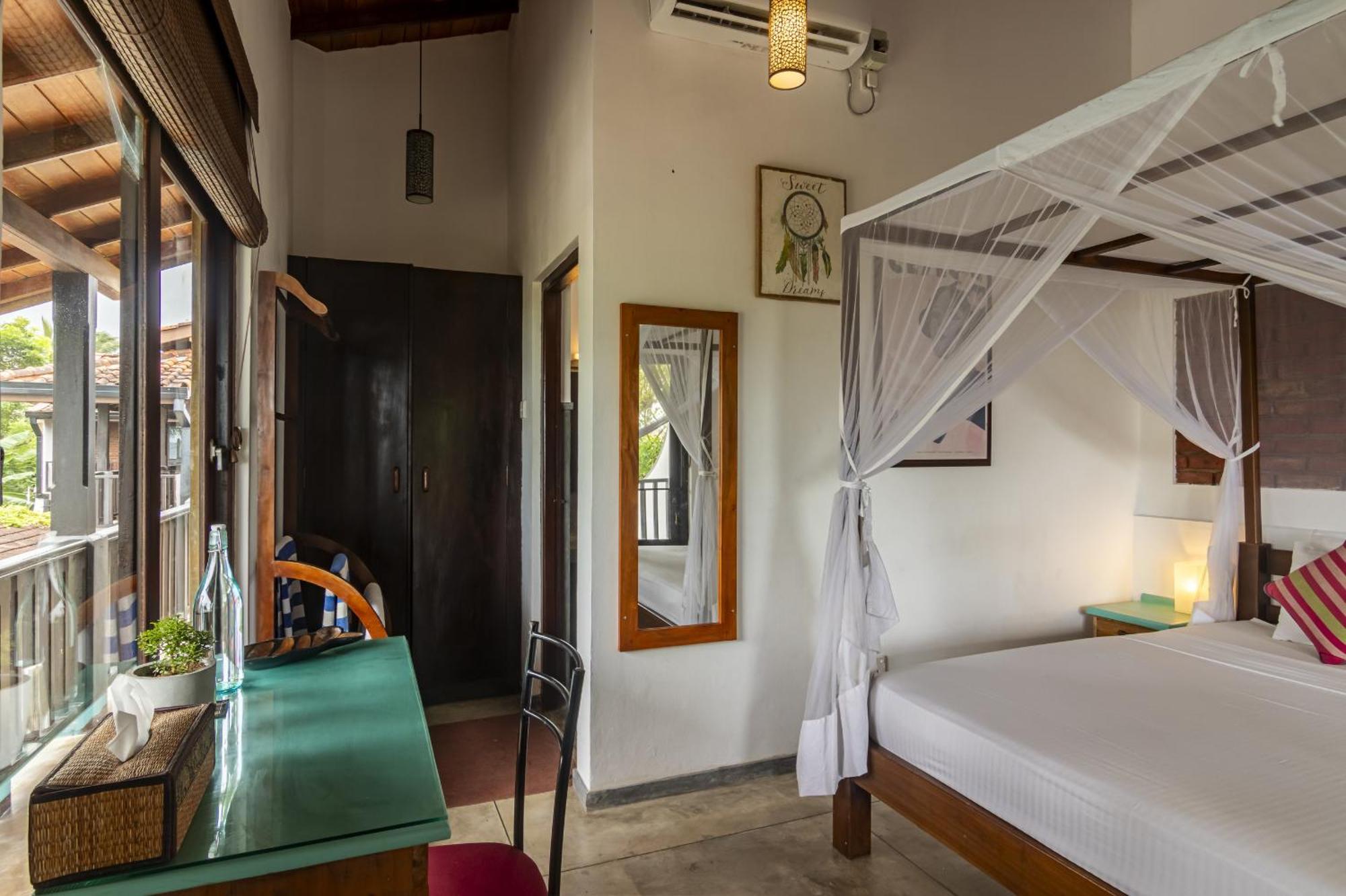 Lion's Rest * Weligama